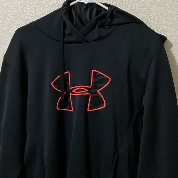 2 under armour pull over hoodies. - Picture 1 of 2
